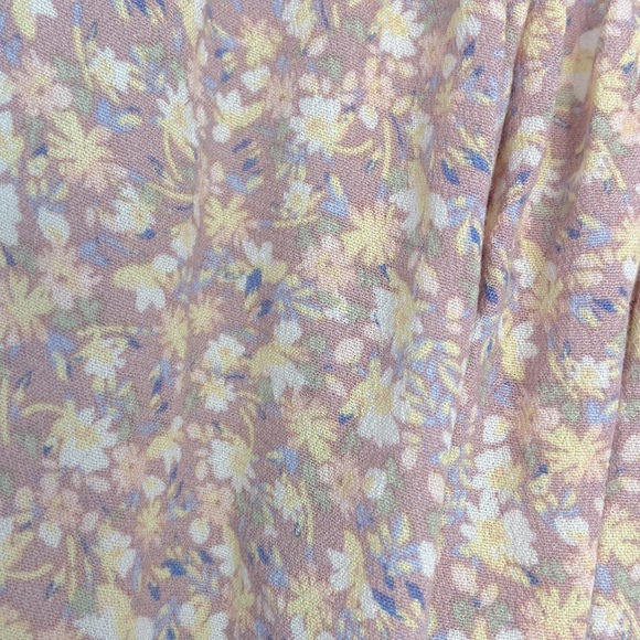 NWT SO cinch front puff sleeve floral top - Picture 5 of 10